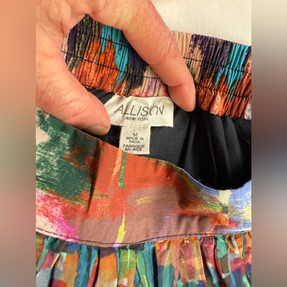 ALLISON NY Green and Blue Mini layered Bubble Skirt size M. - Picture 8 of 10